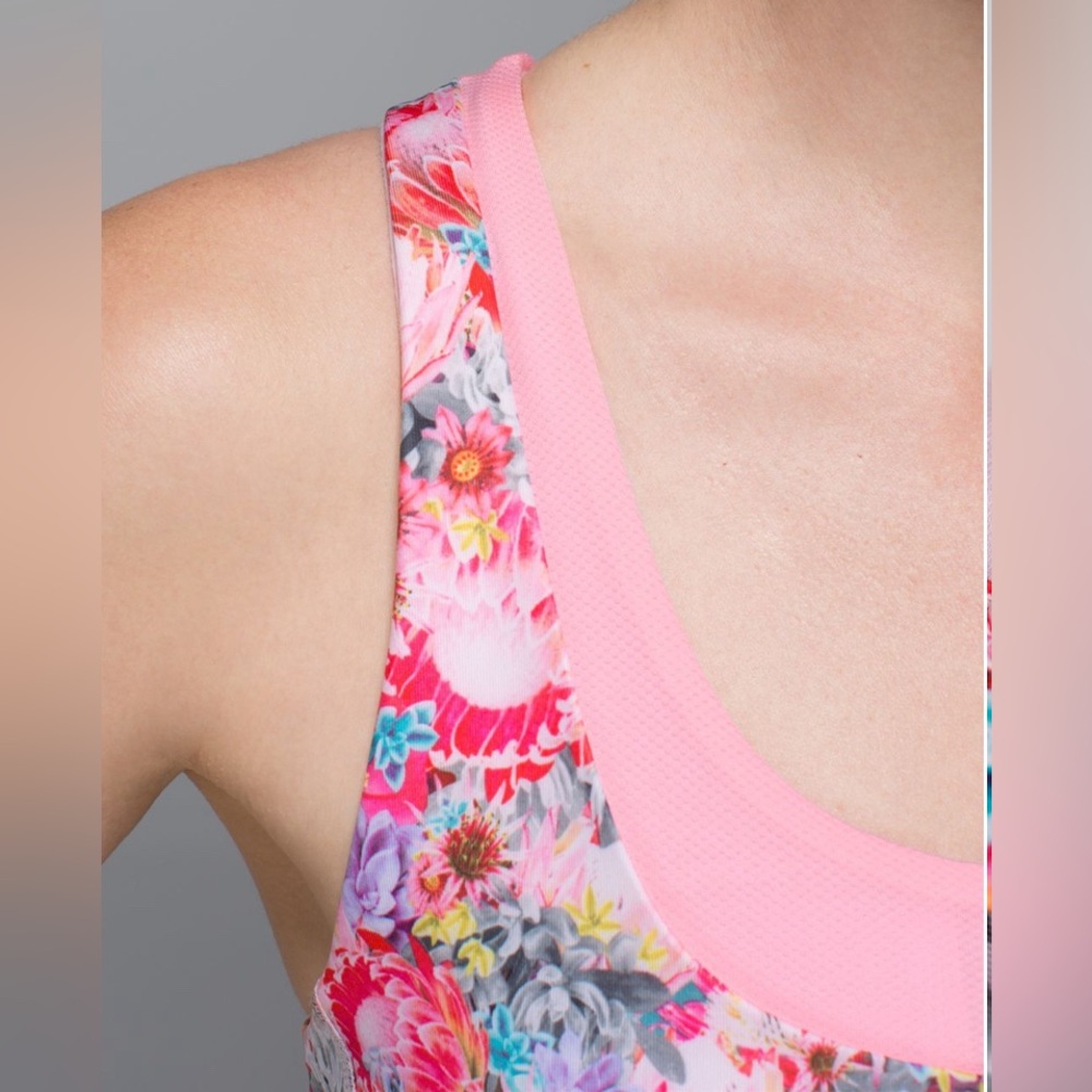 Lululemon Run Stuff Your Bra II - Picture 4 of 10